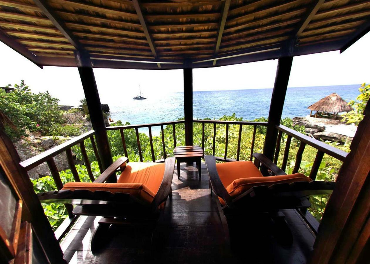 Tensing Pen Negril Buitenkant foto