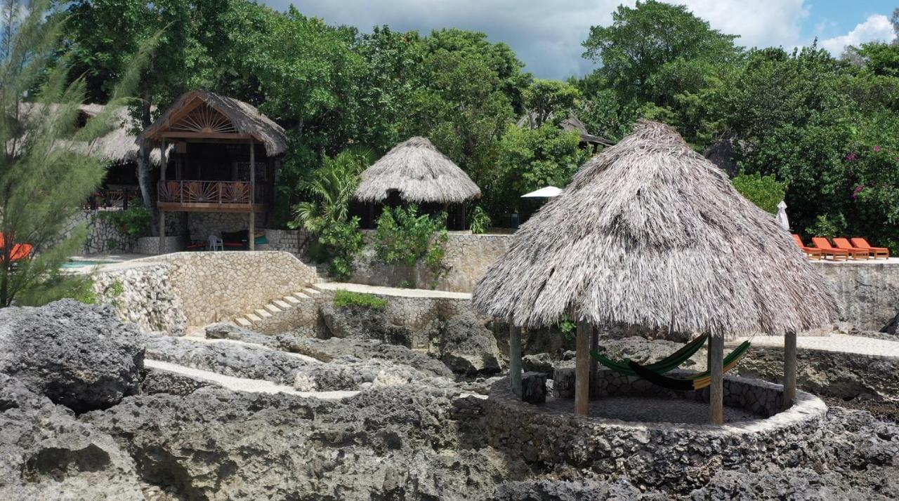 Tensing Pen Negril Buitenkant foto