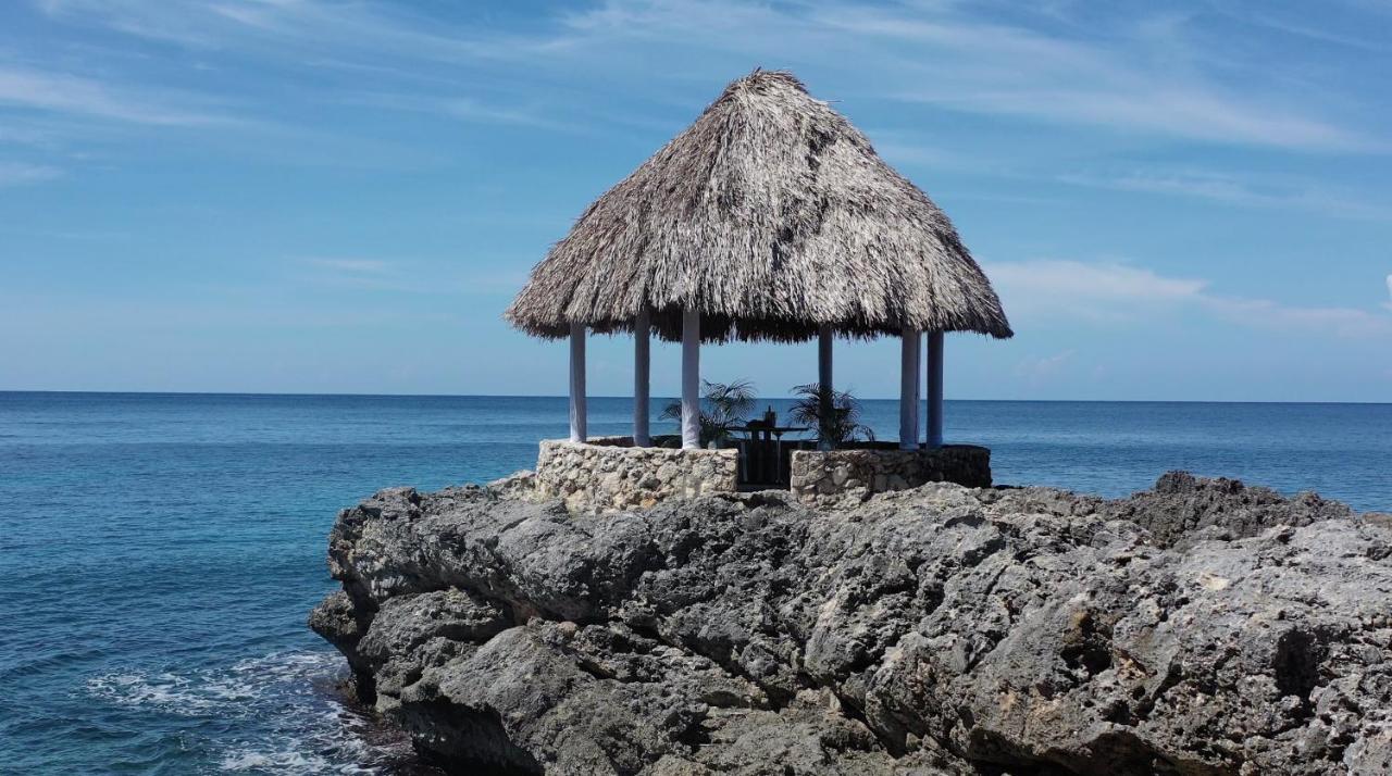 Tensing Pen Negril Buitenkant foto